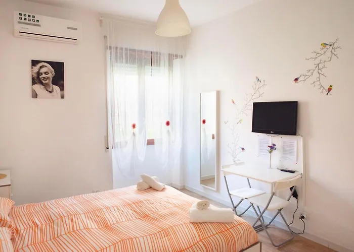 Cozy Piramide Rooms